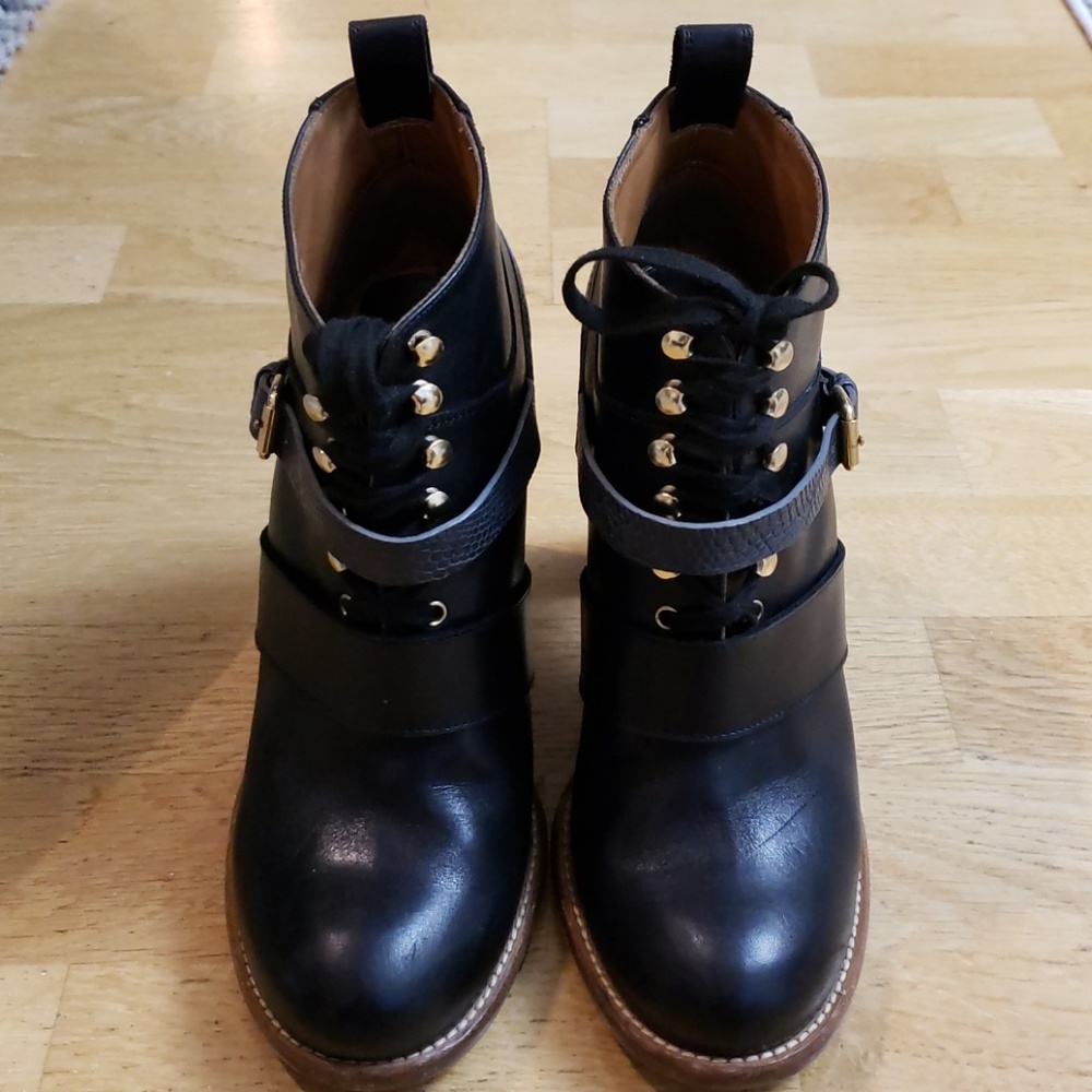 SIZE 40 BLACK LEATHER CHOLE ANKLE BOOTS